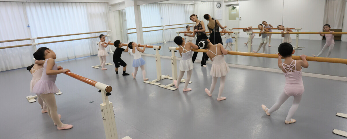 子どものバレエレッスン